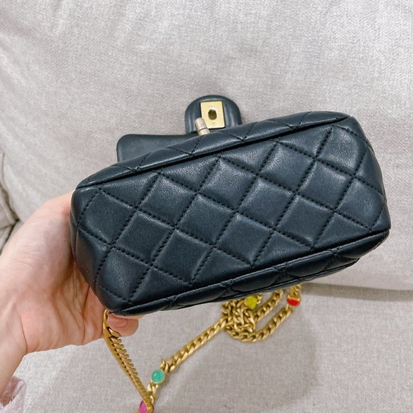 90% NEW CHANEL BLACK LAMB LEATHER SQUARE BAG - Picture 7 of 16